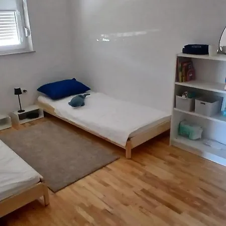 Apartament Apartament *